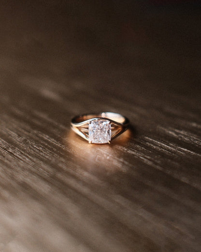 2 CT Round Three Stones Lab Grown Diamond Engagement Ring