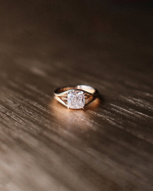 2 CT Round Three Stones Lab Grown Diamond Engagement Ring