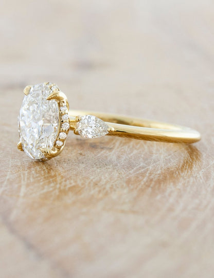 2 CT Round Three Stones Lab Grown Diamond Engagement Ring