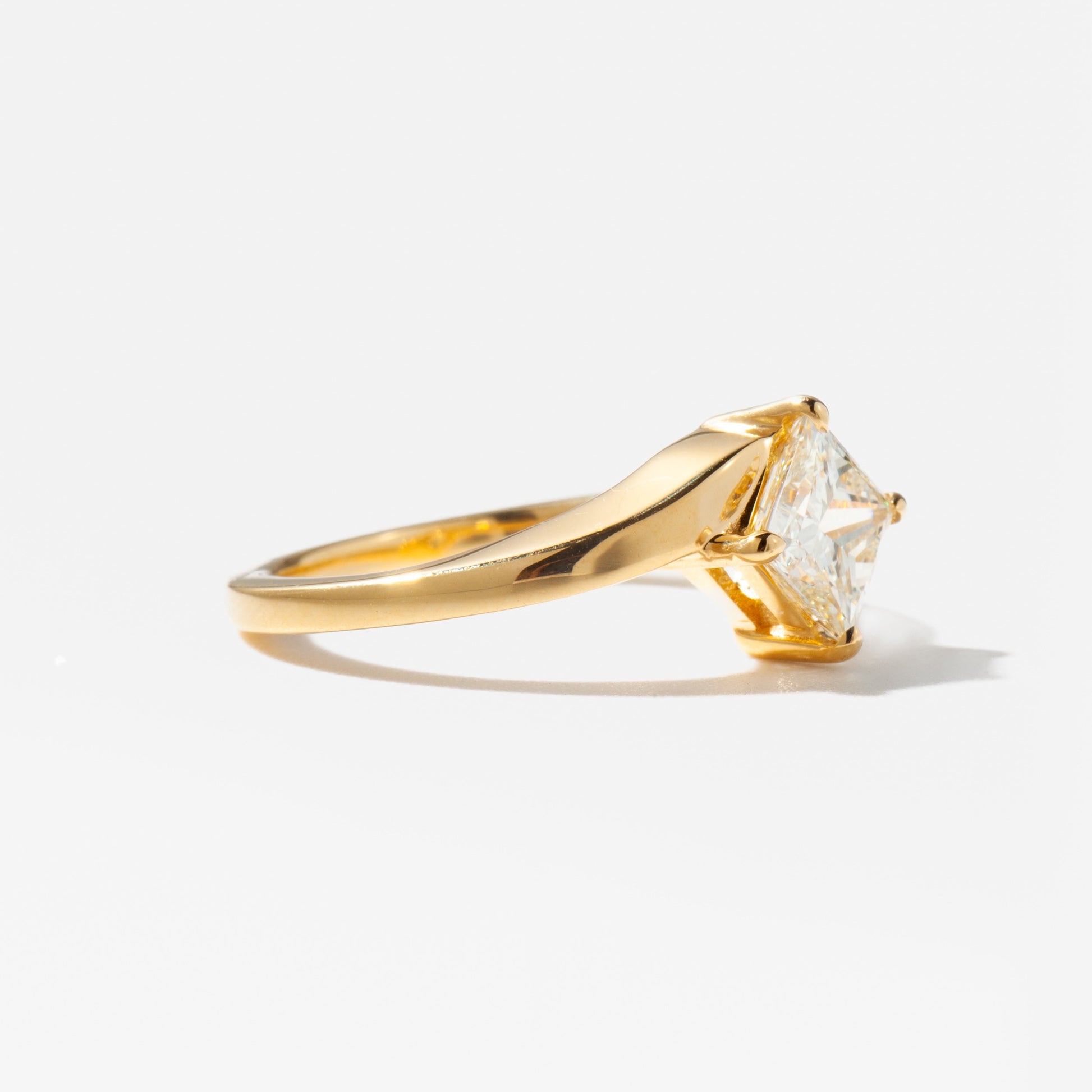 2 CT Round Three Stones Lab Grown Diamond Engagement Ring
