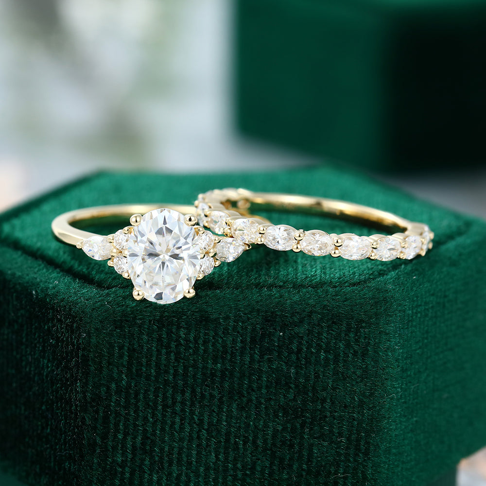 1.33 CT Oval Moissanite Cluster Bridal Ring Set 5