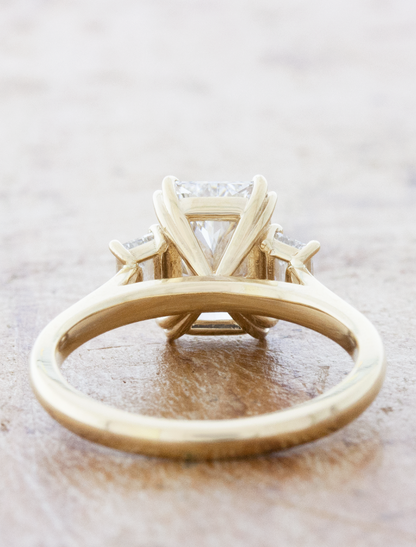 2 CT Round Three Stones Lab Grown Diamond Engagement Ring