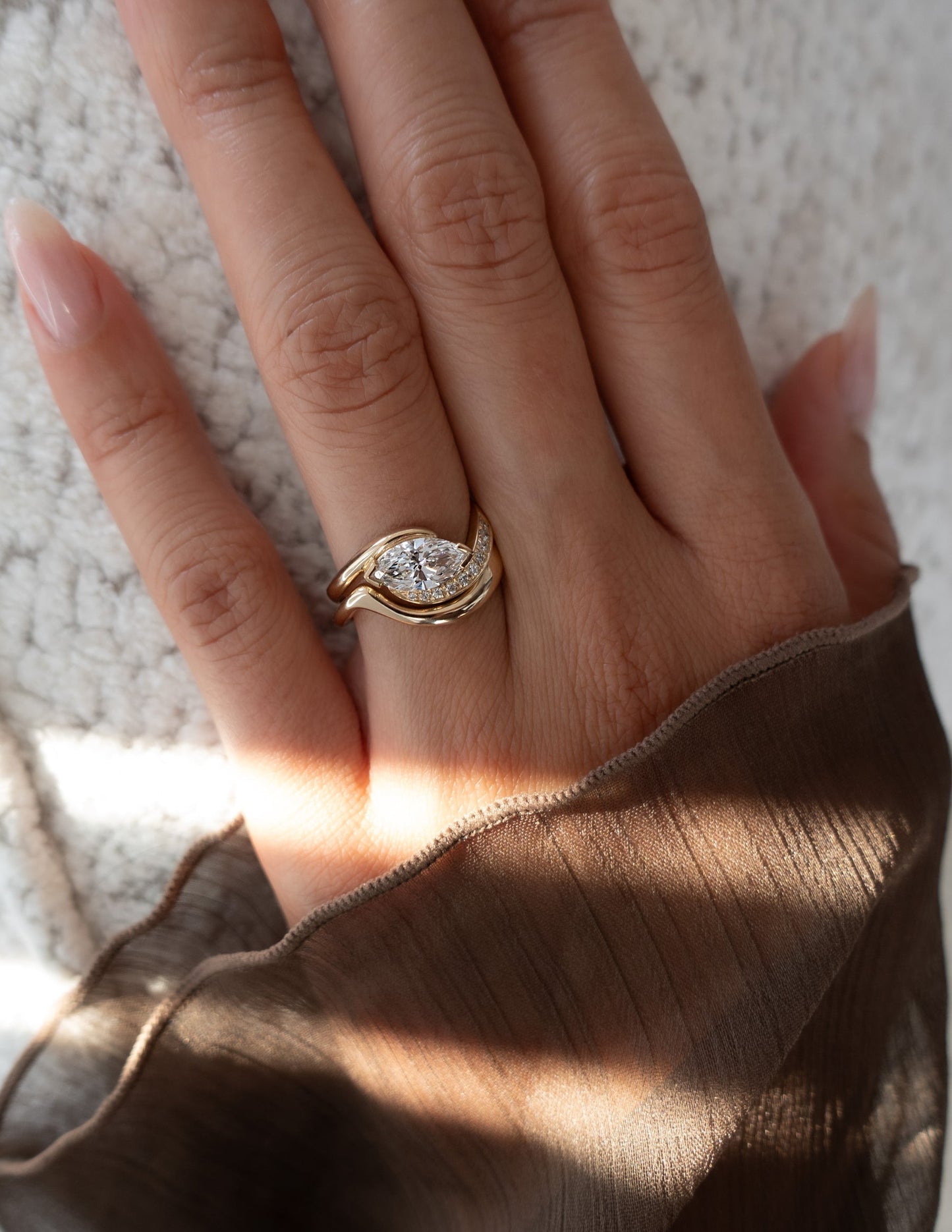 1 CT East-West Marquise Cut Curved Lab Grown Diamond Ring With Plain Stacking Band