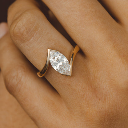 2 CT Round Three Stones Lab Grown Diamond Engagement Ring