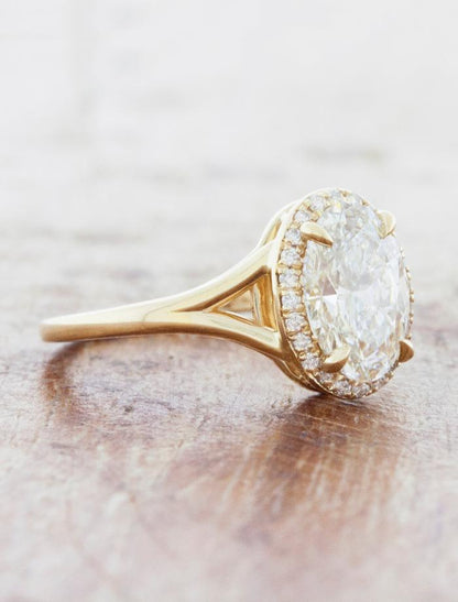2 CT Round Three Stones Lab Grown Diamond Engagement Ring