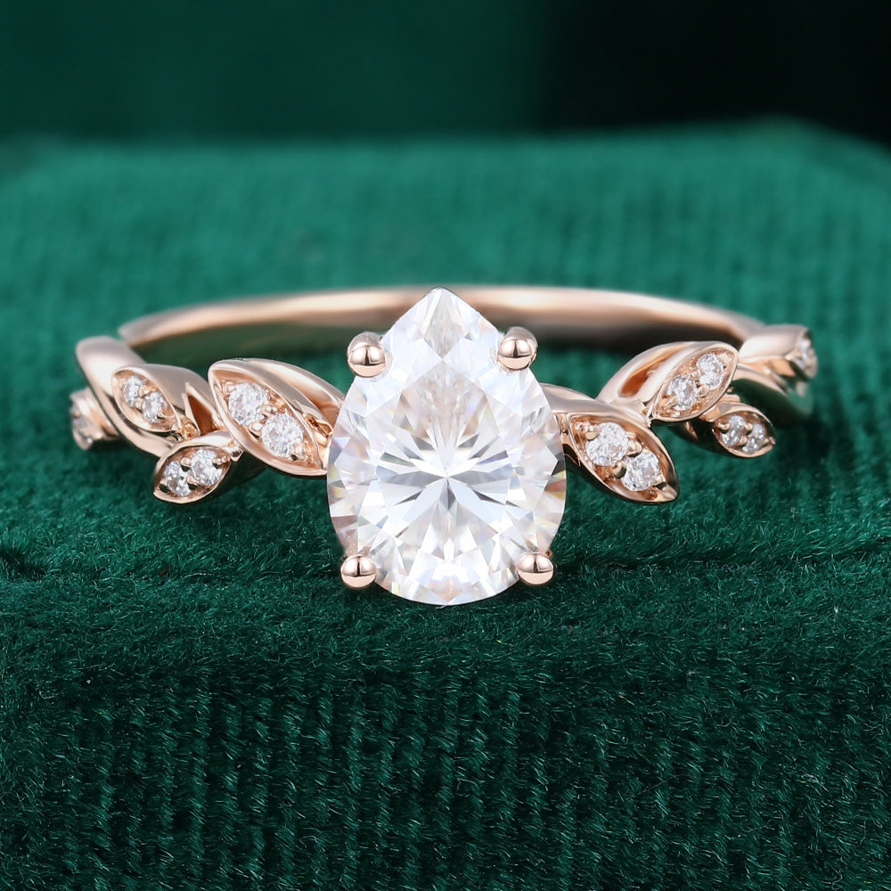1.0 CT Pear Shaped Moissanite Vintage Engagement Ring 1