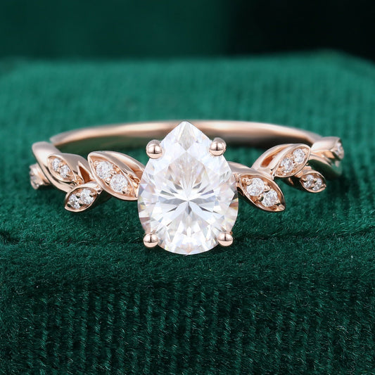 1.0 CT Pear Shaped Moissanite Vintage Engagement Ring 1