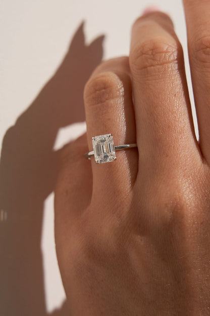 2 CT Round Three Stones Lab Grown Diamond Engagement Ring