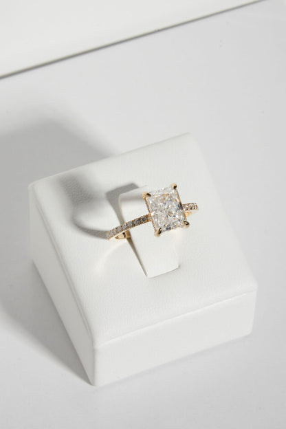 2 CT Round Three Stones Lab Grown Diamond Engagement Ring