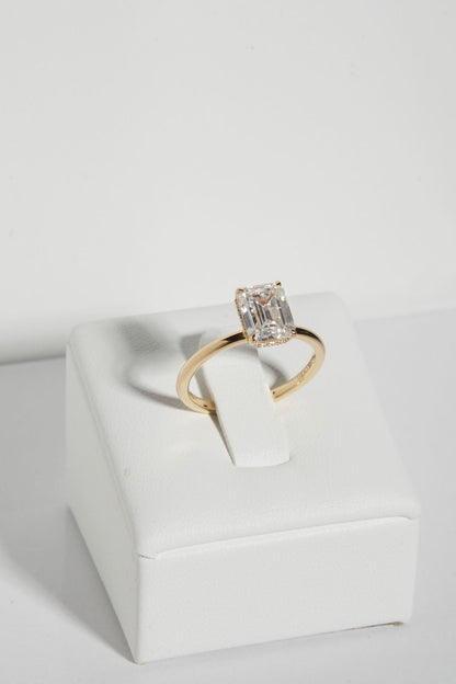 2 CT Round Three Stones Lab Grown Diamond Engagement Ring