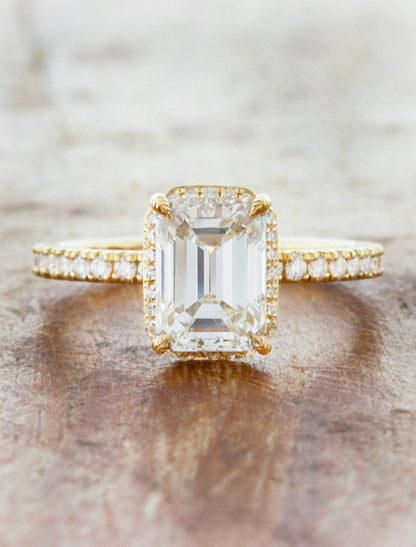 2 CT Round Three Stones Lab Grown Diamond Engagement Ring
