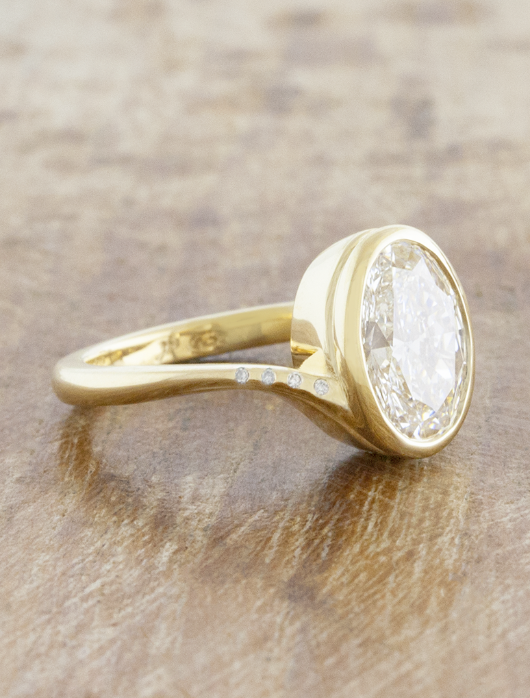 2 CT Round Three Stones Lab Grown Diamond Engagement Ring