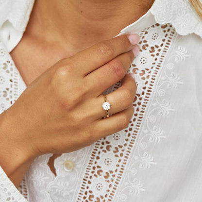 2 CT Round Three Stones Lab Grown Diamond Engagement Ring