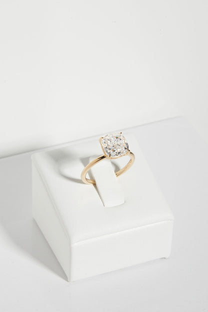 2 CT Round Three Stones Lab Grown Diamond Engagement Ring
