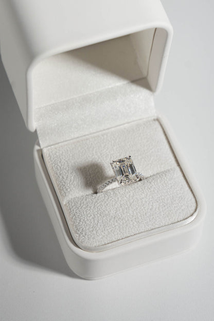 2 CT Round Three Stones Lab Grown Diamond Engagement Ring