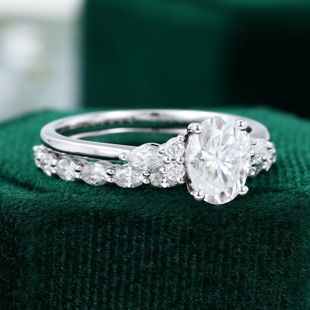 1.33 CT Oval Moissanite Cluster Bridal Ring Set 3