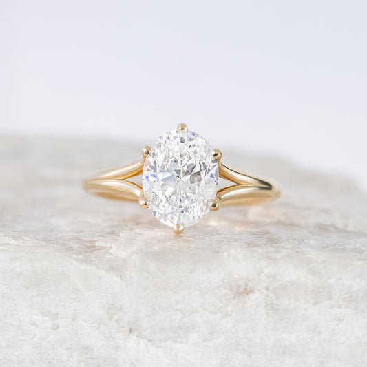 2 CT Round Three Stones Lab Grown Diamond Engagement Ring