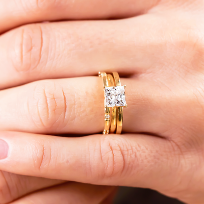 2 CT Round Three Stones Lab Grown Diamond Engagement Ring