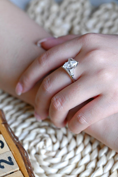 1 CT Marquise Cut 3-Stones Styled Lab Grown Diamond Engagement Ring
