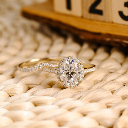 2.5 CT Oval Cut Halo & Pave Styled Lab Grown Diamond Bridal Ring Set