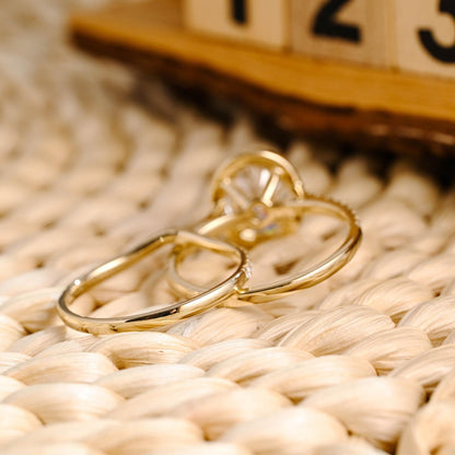 2.5 CT Oval Cut Halo & Pave Styled Lab Grown Diamond Bridal Ring Set