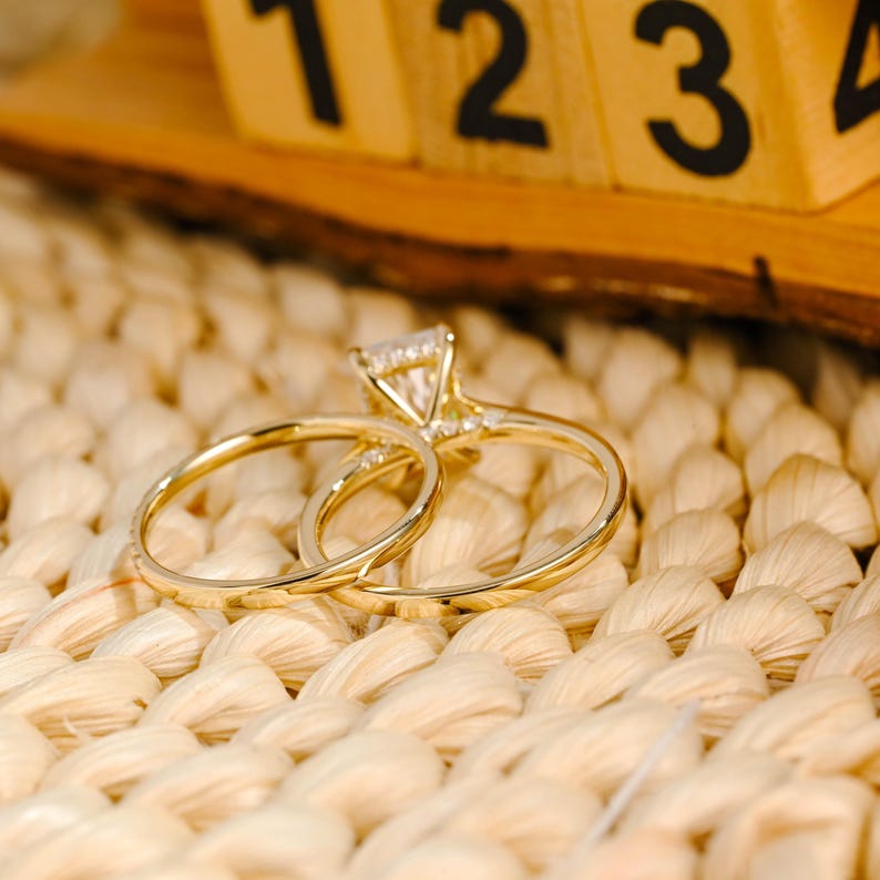 Marquise Cut Cluster Styled Lab Grown Diamond Bridal Ring Set
