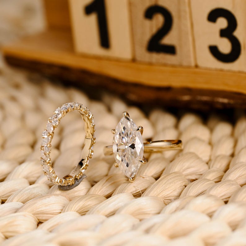 Marquise Cut Cluster Styled Lab Grown Diamond Bridal Ring Set