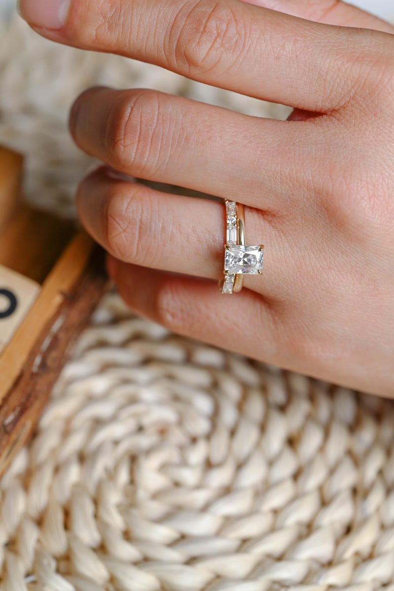 Marquise Cut Cluster Styled Lab Grown Diamond Bridal Ring Set