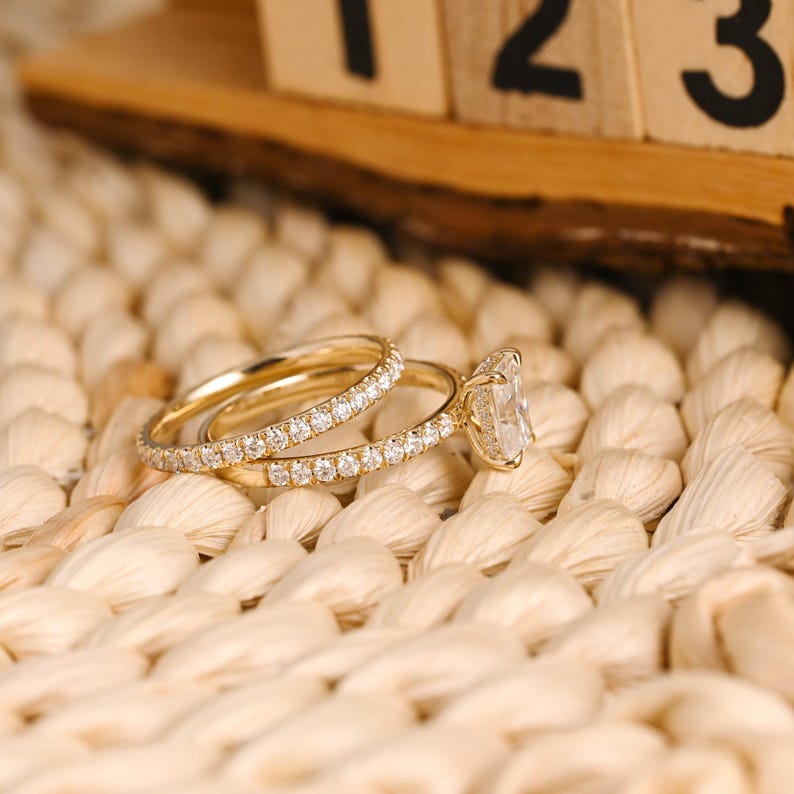 Marquise Cut Cluster Styled Lab Grown Diamond Bridal Ring Set