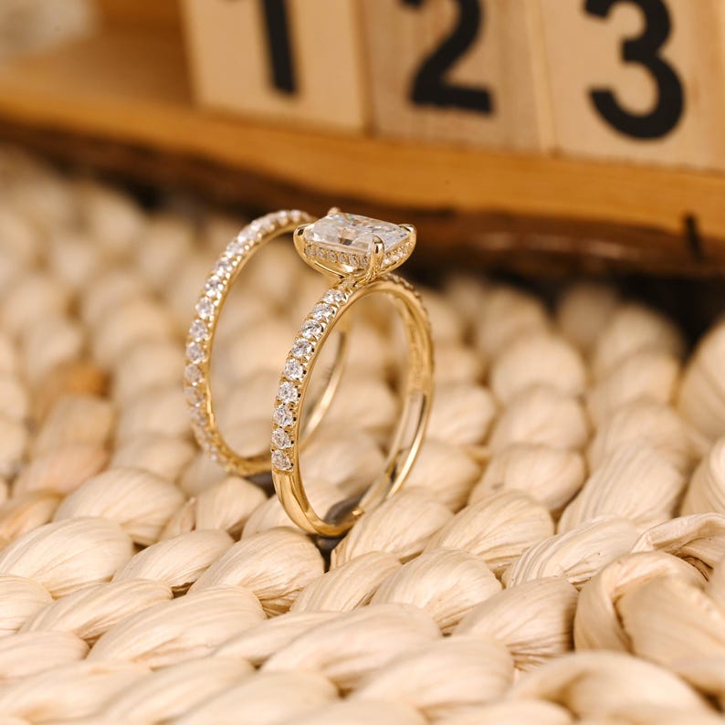 Marquise Cut Cluster Styled Lab Grown Diamond Bridal Ring Set