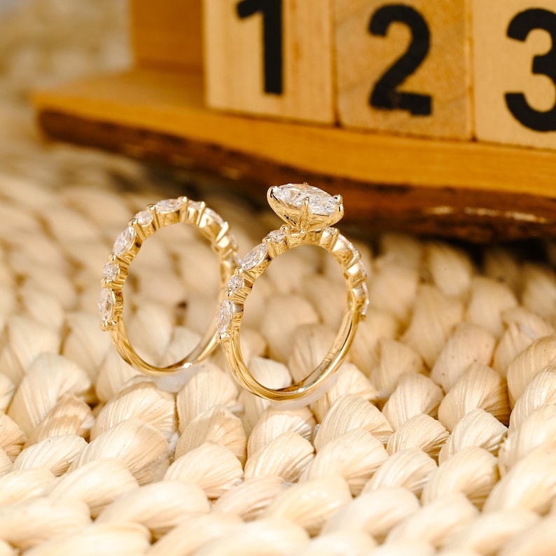 Marquise Cut Cluster Styled Lab Grown Diamond Bridal Ring Set