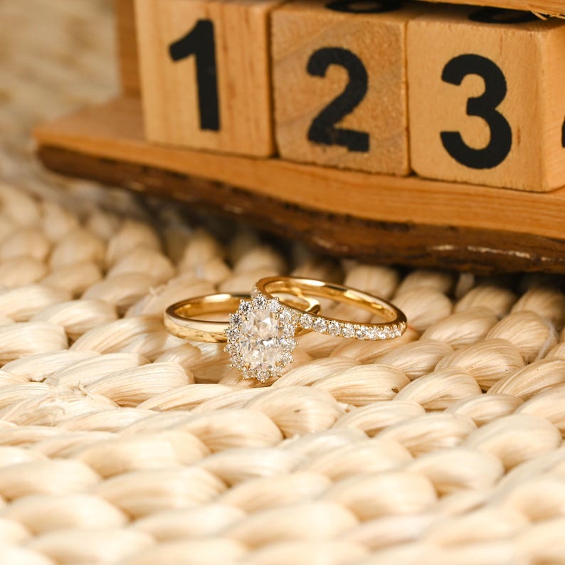 Marquise Cut Cluster Styled Lab Grown Diamond Bridal Ring Set