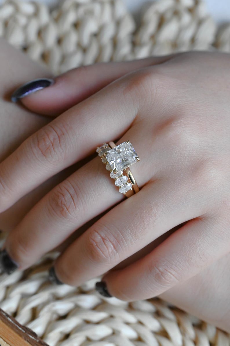 Marquise Cut Cluster Styled Lab Grown Diamond Bridal Ring Set