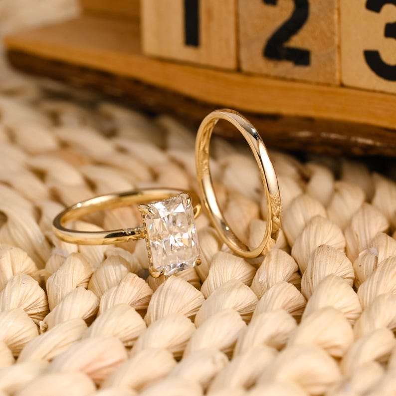 Marquise Cut Cluster Styled Lab Grown Diamond Bridal Ring Set