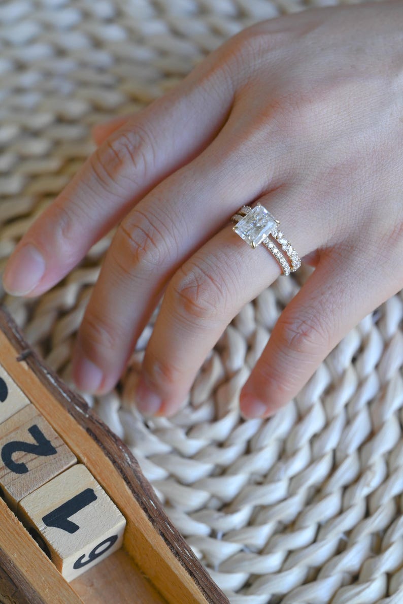 Marquise Cut Cluster Styled Lab Grown Diamond Bridal Ring Set