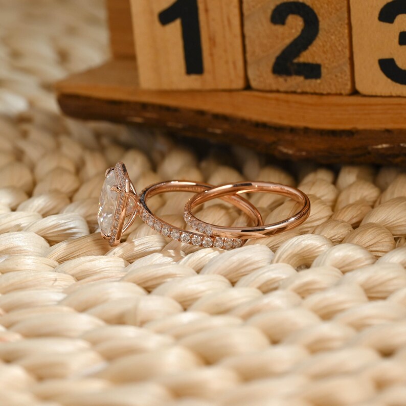 Marquise Cut Cluster Styled Lab Grown Diamond Bridal Ring Set