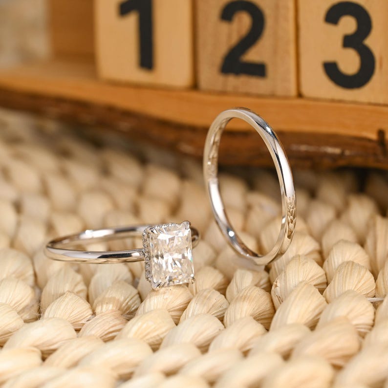 Marquise Cut Cluster Styled Lab Grown Diamond Bridal Ring Set