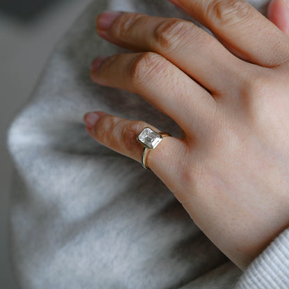 2 CT Round Three Stones Lab Grown Diamond Engagement Ring