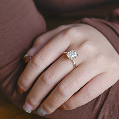 2 CT Round Three Stones Lab Grown Diamond Engagement Ring