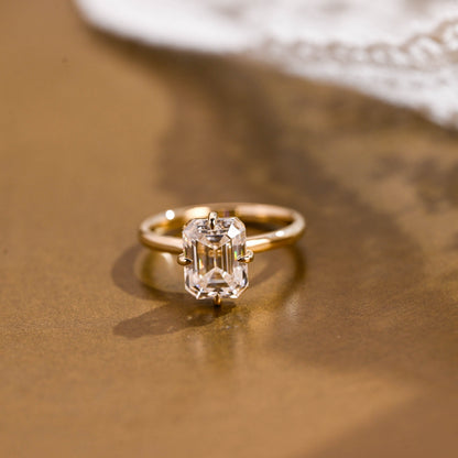 2 CT Round Three Stones Lab Grown Diamond Engagement Ring