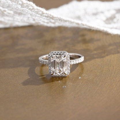 2 CT Round Three Stones Lab Grown Diamond Engagement Ring