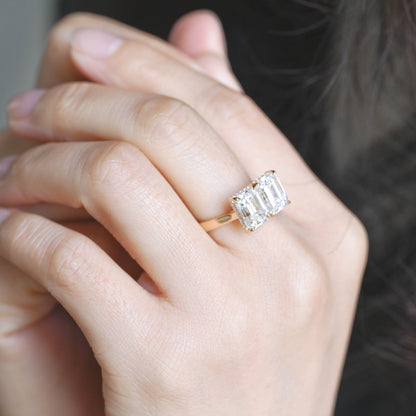 2 CT Round Three Stones Lab Grown Diamond Engagement Ring