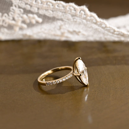 2 CT Round Three Stones Lab Grown Diamond Engagement Ring