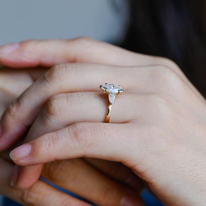 2 CT Round Three Stones Lab Grown Diamond Engagement Ring