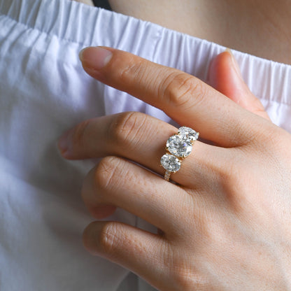 2 CT Round Three Stones Lab Grown Diamond Engagement Ring
