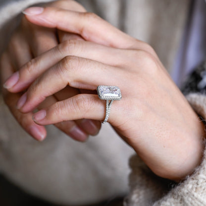 2 CT Round Three Stones Lab Grown Diamond Engagement Ring
