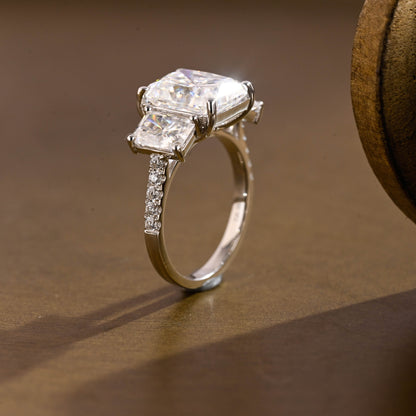 2 CT Round Three Stones Lab Grown Diamond Engagement Ring