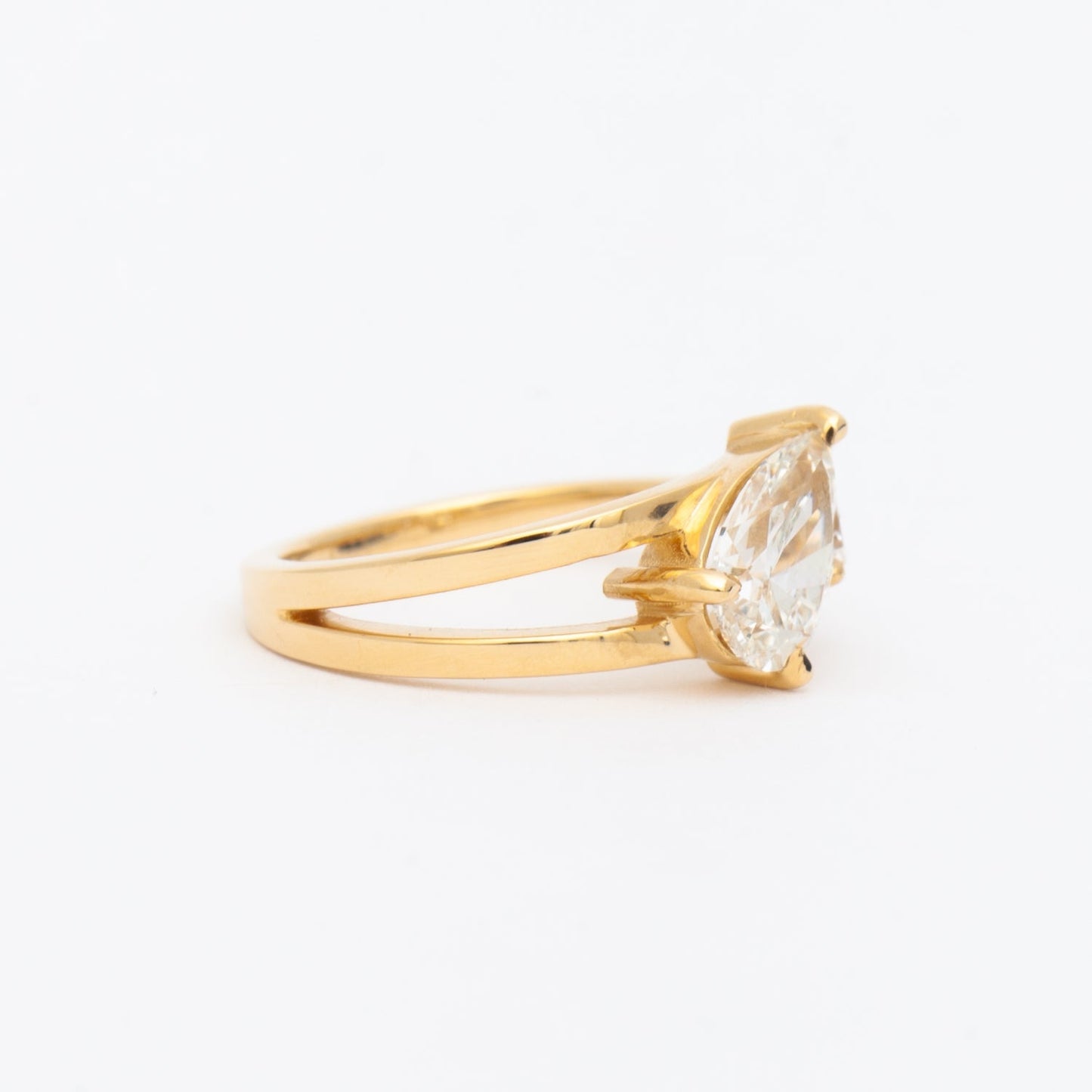 2 CT Round Three Stones Lab Grown Diamond Engagement Ring