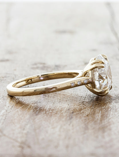 2 CT Round Three Stones Lab Grown Diamond Engagement Ring